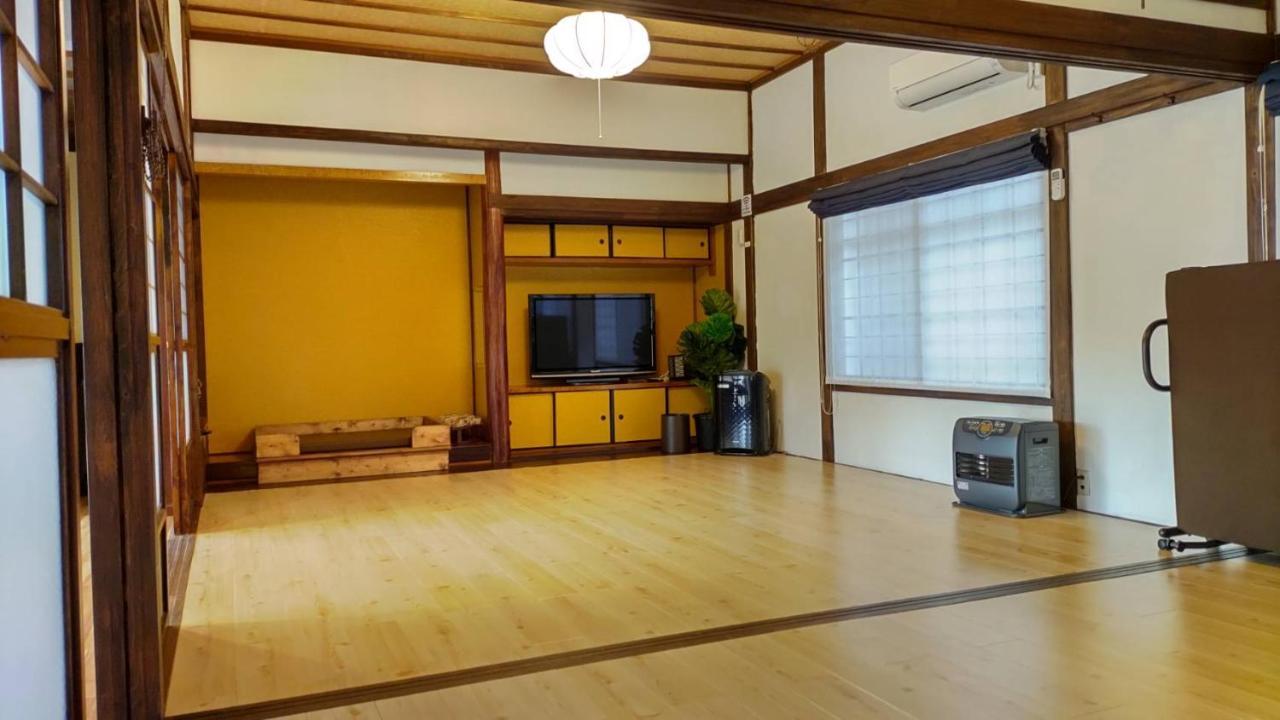 ドッグラン併設 しまなみ御殿 Pension Imabari Railway Station Buitenkant foto